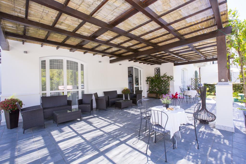 Residence Casa Bianca 마리나디마사 외부 사진